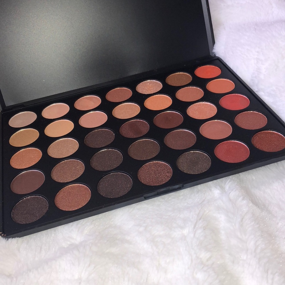 Morphe pallet 350S NATURE GLOW SIMMER EYESHADOW